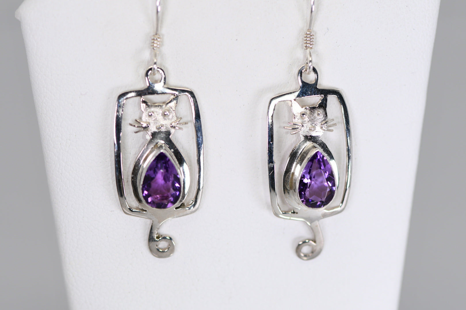 Cat earrings with Blue Quartz, Green Quartz or Amethyst