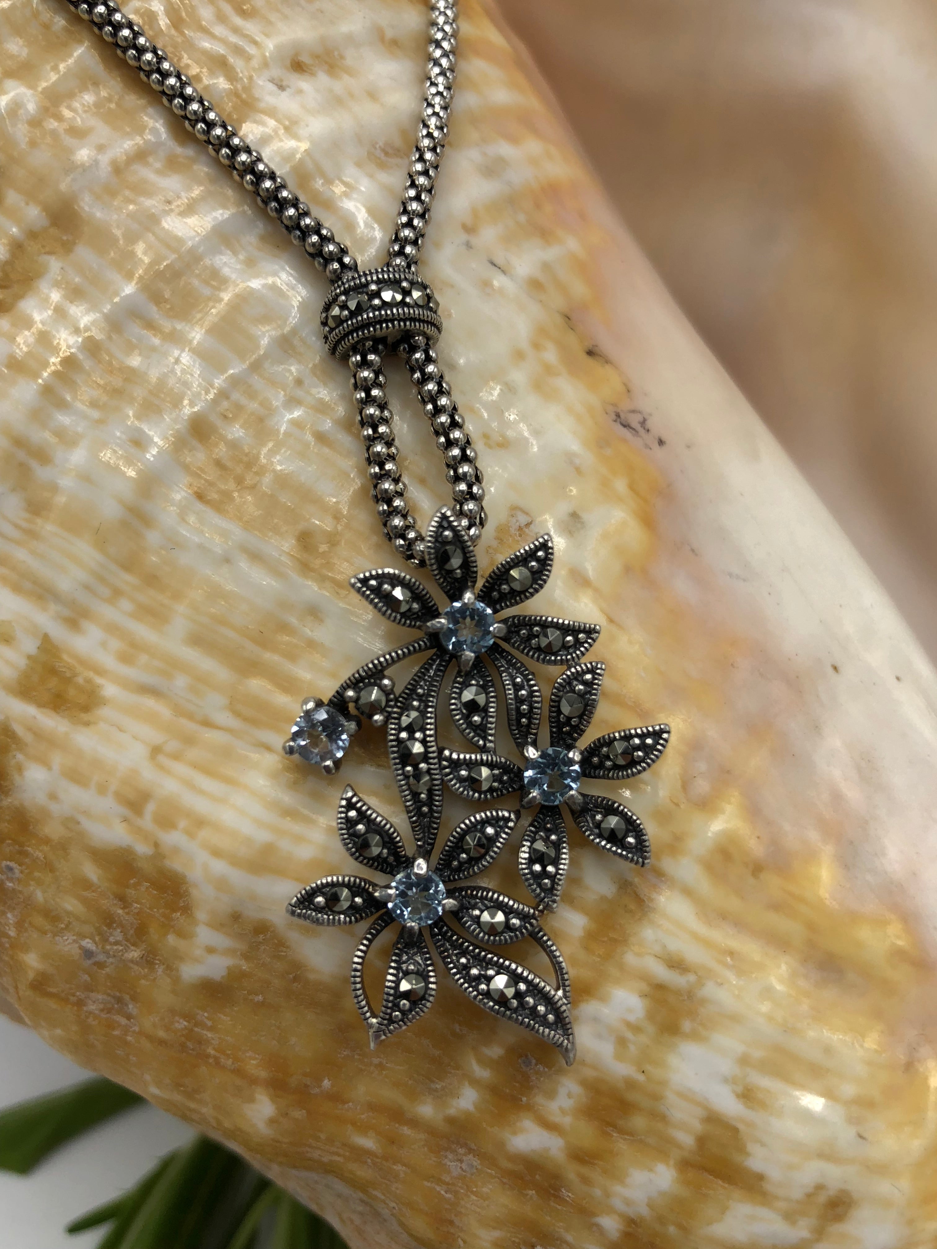 Flower Necklace with stones